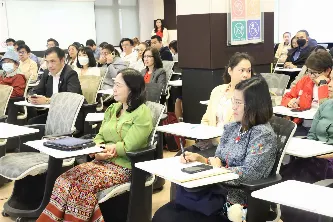 โครงการอบรมบุคลากรสายวิชาการ มหาวิทยาลัยพะเยา หัวข้อ “แนวโน้มการพัฒนาหลักสูตรของมหาวิทยาลัยพะเยา”