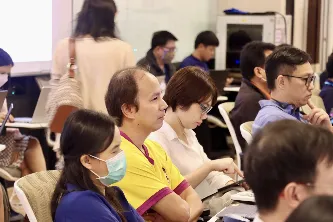 จัดโครงการอบรมเชิงปฏิบัติการ Curriculum Redesign เพื่อการตรวจสอบและรับรองมาตรฐานการอุดมศึกษาระดับหลักสูตร โดยมี อธิการบดีมหาวิทยาลัยพะเยา รองศาสตราจารย์ 