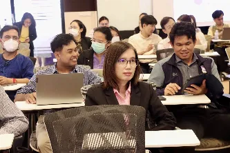 จัดโครงการอบรมเชิงปฏิบัติการ Curriculum Redesign เพื่อการตรวจสอบและรับรองมาตรฐานการอุดมศึกษาระดับหลักสูตร โดยมี อธิการบดีมหาวิทยาลัยพะเยา รองศาสตราจารย์ 