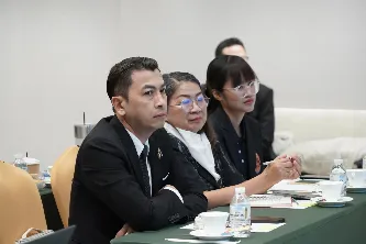 ผู้บริหารมหาวิทยาลัยพะเยา พบผู้บริหารสถานศึกษาและครูแนะแนว กลุ่มภาคตะวันออกเฉียงเหนือตอนกลาง ณ จังหวัดร้อยเอ็ด