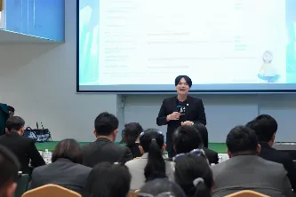 ผู้บริหารมหาวิทยาลัยพะเยา พบผู้บริหารสถานศึกษาและครูแนะแนว กลุ่มภาคตะวันออกเฉียงเหนือตอนกลาง ณ จังหวัดร้อยเอ็ด