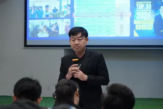 ผู้บริหารมหาวิทยาลัยพะเยา พบผู้บริหารสถานศึกษาและครูแนะแนว กลุ่มภาคตะวันออกเฉียงเหนือตอนกลาง ณ จังหวัดร้อยเอ็ด