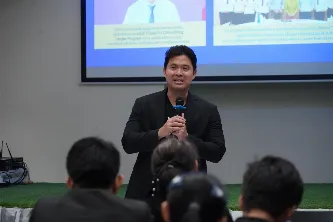 ผู้บริหารมหาวิทยาลัยพะเยา พบผู้บริหารสถานศึกษาและครูแนะแนว กลุ่มภาคตะวันออกเฉียงเหนือตอนกลาง ณ จังหวัดร้อยเอ็ด