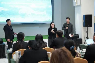 ผู้บริหารมหาวิทยาลัยพะเยา พบผู้บริหารสถานศึกษาและครูแนะแนว กลุ่มภาคตะวันออกเฉียงเหนือตอนกลาง ณ จังหวัดร้อยเอ็ด