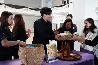 กองบริการการศึกษาร่วมฮอมบุญวัตถุดิบเพื่อกวนข้าวทิพย์ถวายพระเจ้าตนหลวง กิจกรรมตานข้าวใหม่ใส่บาตรหลวง ประจำปี 2569