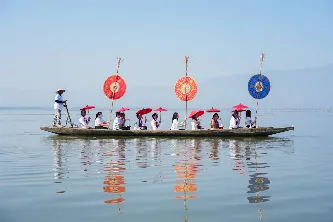 กองบริการการศึกษา มหาวิทยาลัยพะเยา ร่วมสืบสานประเพณีตานข้าวใหม่ใส่บาตรหลวง ณ วัดศรีโคมคำ