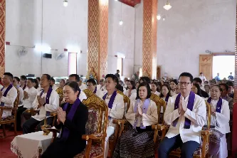 กองบริการการศึกษา มหาวิทยาลัยพะเยา ร่วมสืบสานประเพณีตานข้าวใหม่ใส่บาตรหลวง ณ วัดศรีโคมคำ