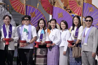 กองบริการการศึกษา มหาวิทยาลัยพะเยา ร่วมสืบสานประเพณีตานข้าวใหม่ใส่บาตรหลวง ณ วัดศรีโคมคำ