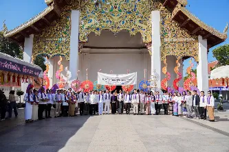 กองบริการการศึกษา มหาวิทยาลัยพะเยา ร่วมสืบสานประเพณีตานข้าวใหม่ใส่บาตรหลวง ณ วัดศรีโคมคำ