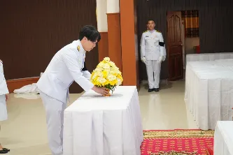 พิธีถวายพานพุ่มวันพ่อขุนรามคำแหงมหาราช